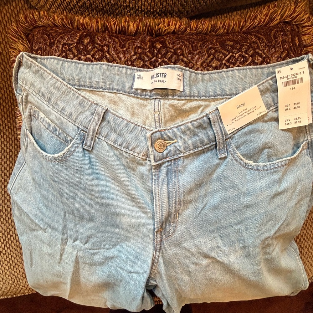Hollister Light Blue Relaxed Jeans size 14 LONG - Picture 3 of 4